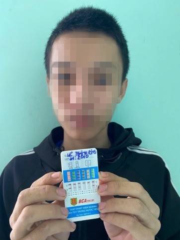 đối tượng N dương tính với ma túy