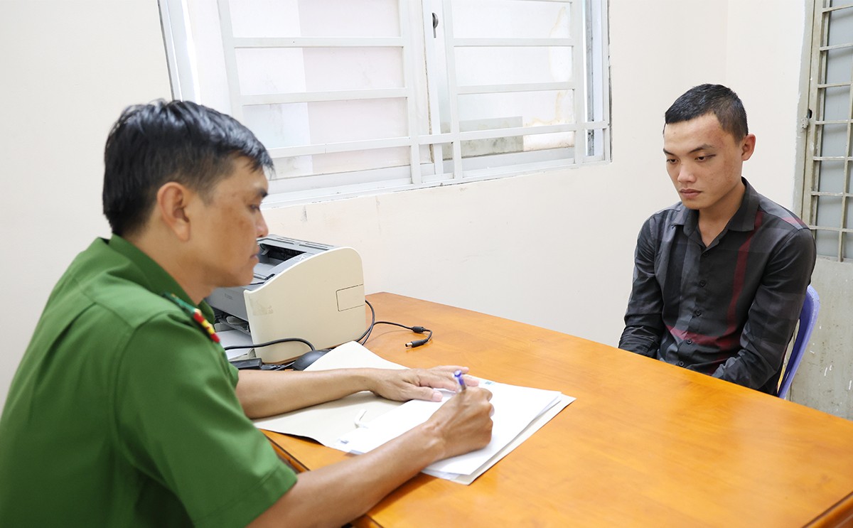 Đối tượng Nguyễn Tuấn tại cơ quan Công an