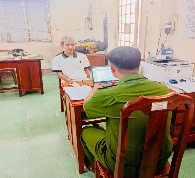 Đối tượng Phúc tại cơ quan Công an