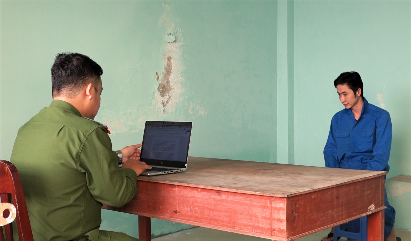 Đối tượng Phong tại cơ quan Công an