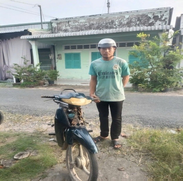 Đối tượng Tình cùng tang vật