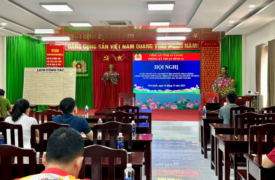 Đ.c Sang Phát biểu