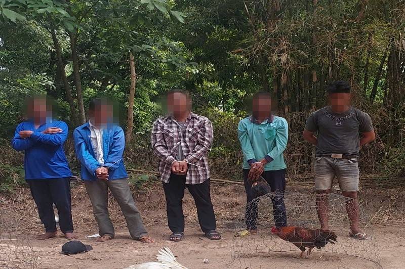 05 đối tượng cùng tang vật