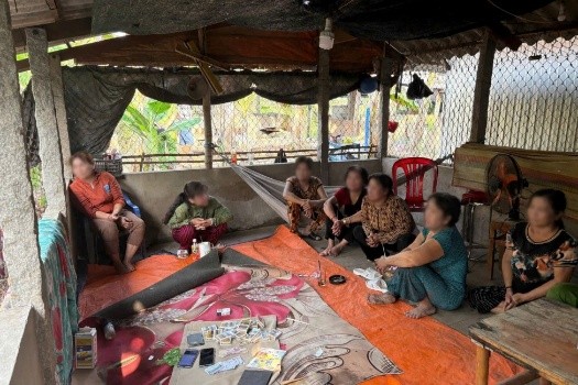 07 đối tơngj đánh bạc bị bắt