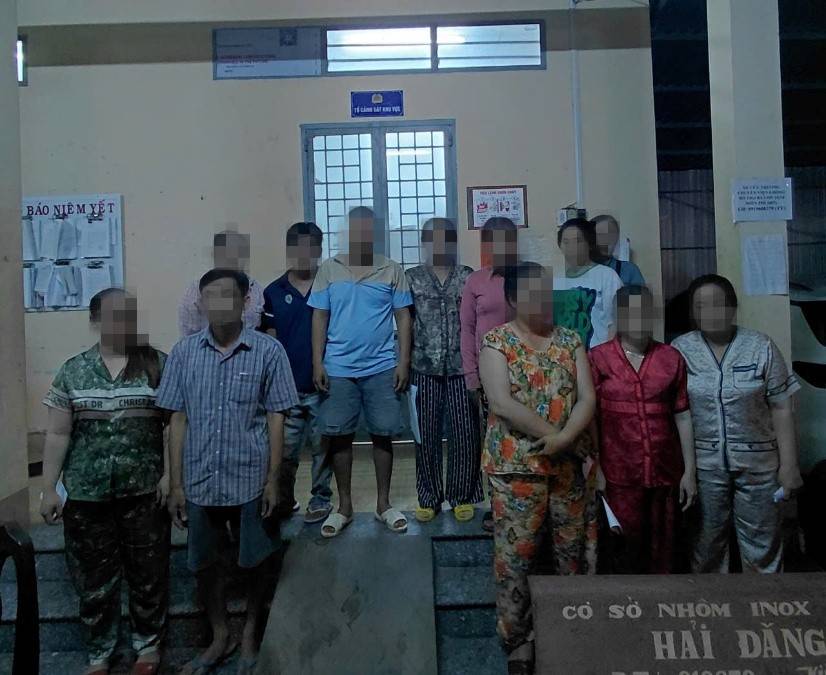 13 đối tượng bị tạm giữ