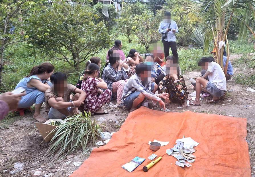 20 đối tượng đánh bạc