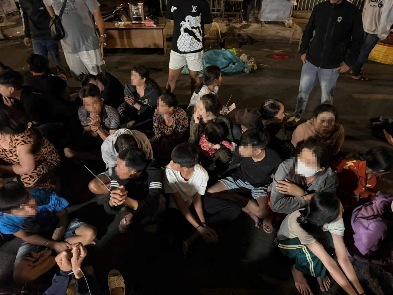 36 đối tượng có liên quan