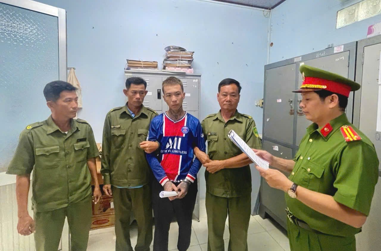 Bị Can Chí Hiếu