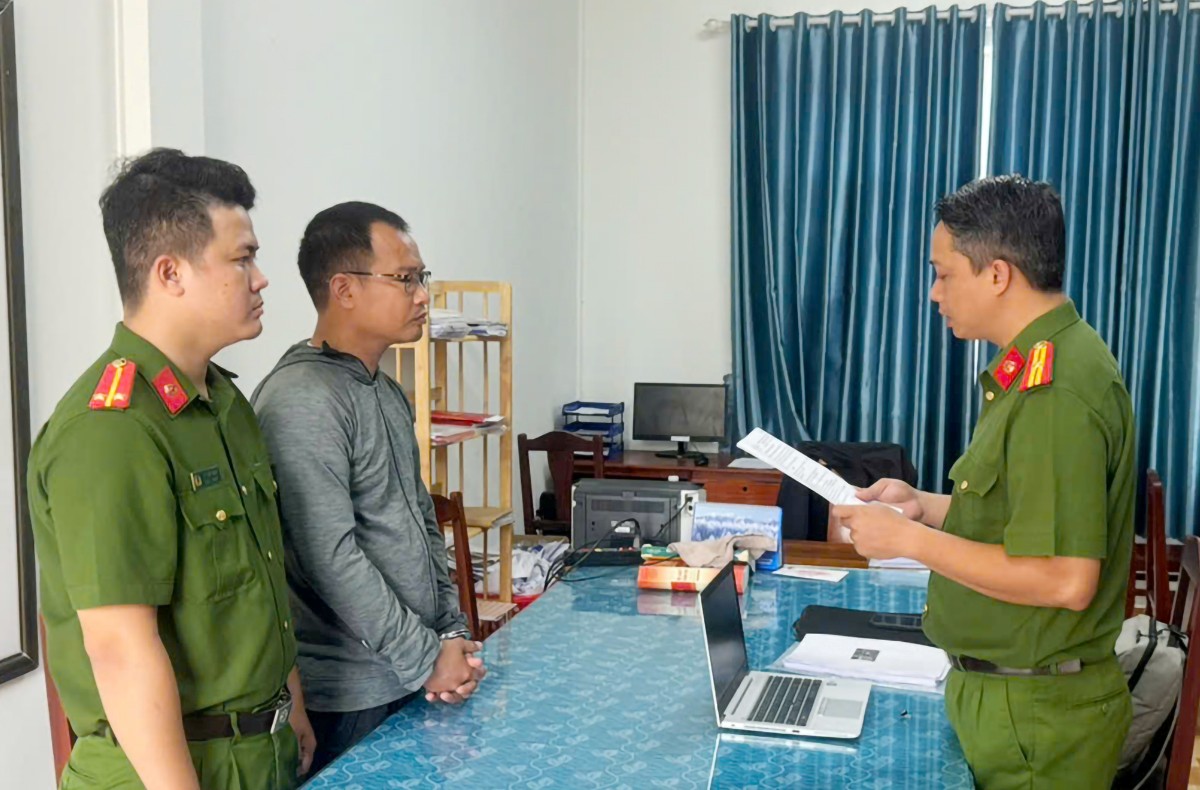 Bị can Bùi Quang Huy