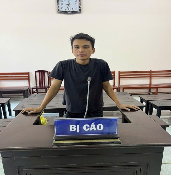 Bị Cáo Văn Trường