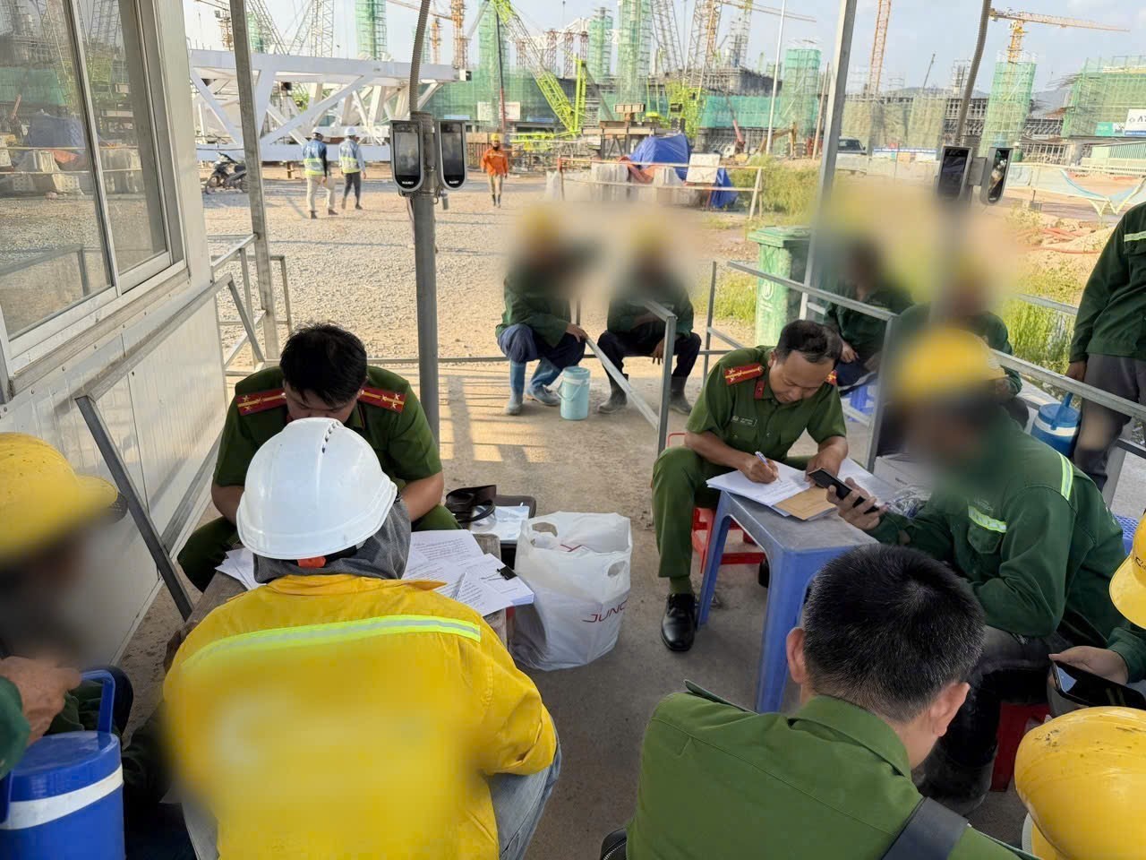 Lẫy mẫu xét nghiệm