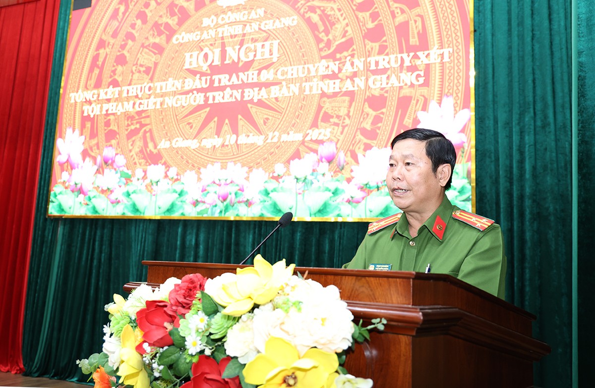 Lãnh đạo phòng PC02 phat biểu