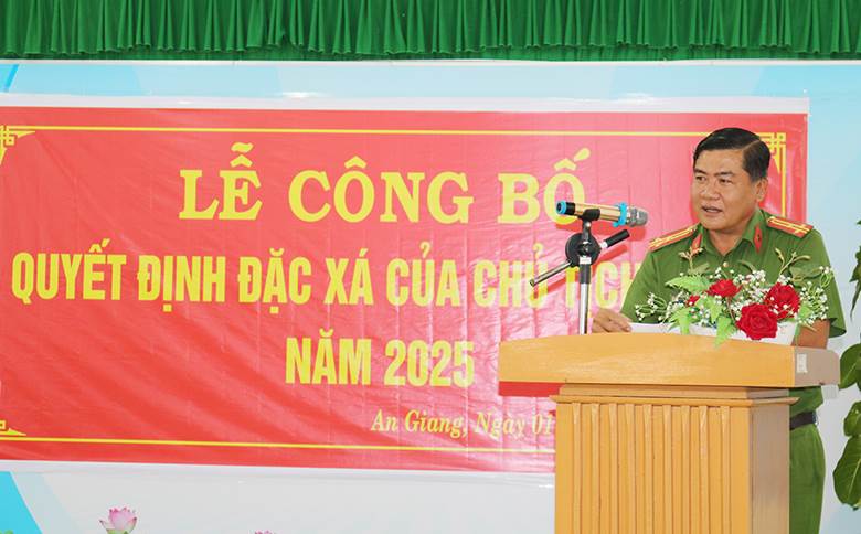 Description: E:\BICH TRAM\NAM 2025\PC11\1-5 TRAO QUY DINH DAC XA CUA CHU TICH NUOC\A5.jpg
